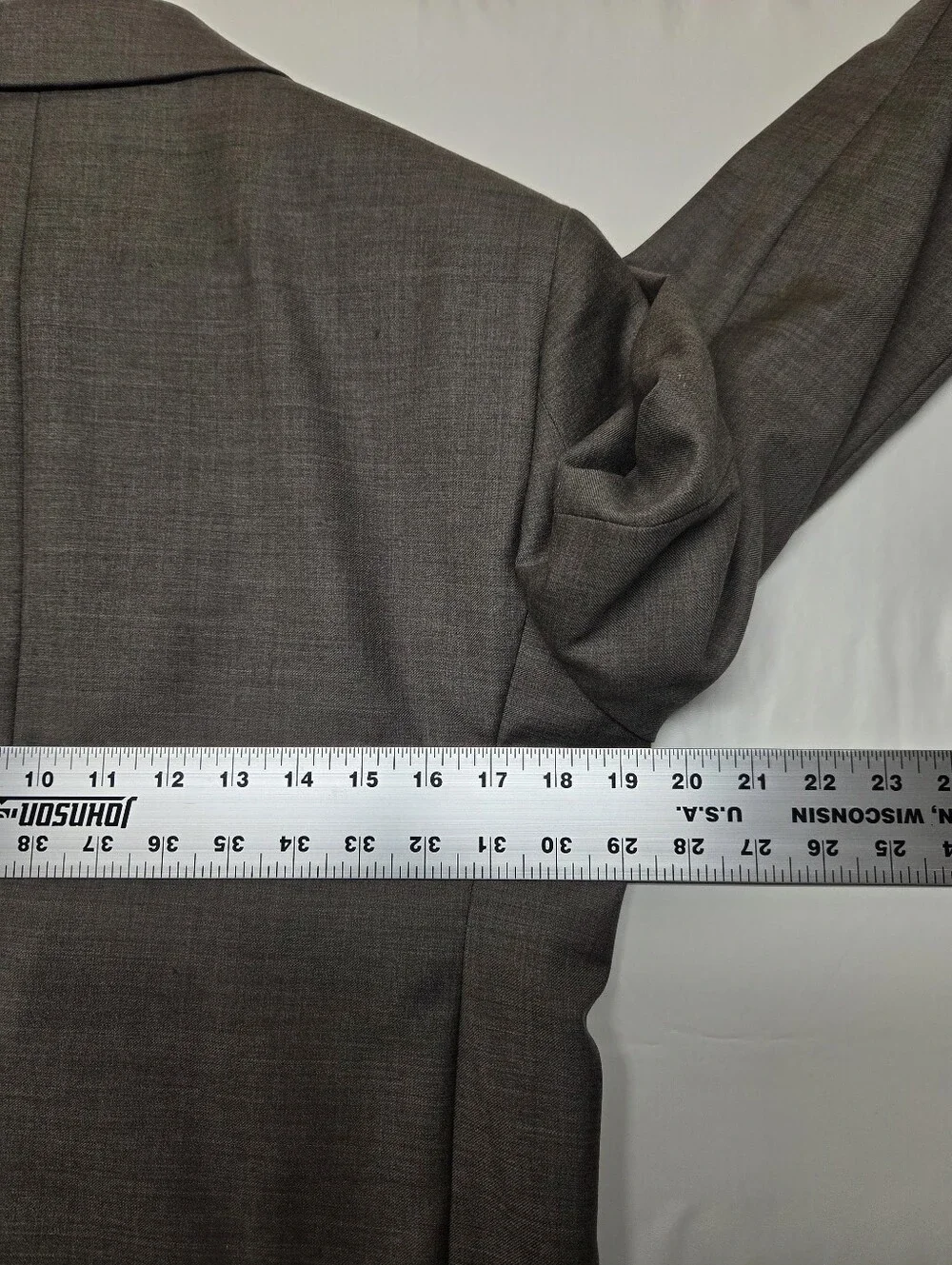 NWT Jos A Bank 1905 37L 32W 